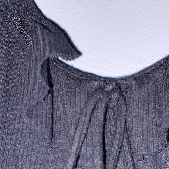 Women’s Forever 21 Black Ruffle Tie Crop Top Medium - Picture 7 of 7